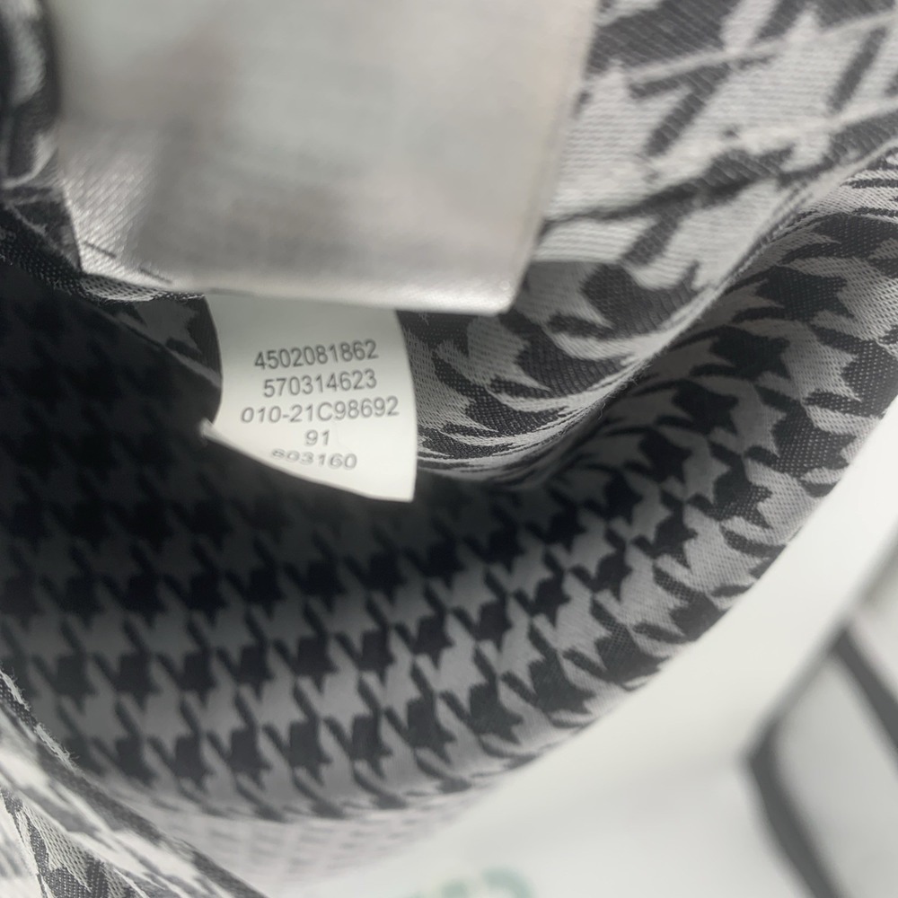 Chico's 2 No-Iron Coolmax All-Seasons Stretch Black Houndstooth Shirt Size 2 - Picture 4 of 9